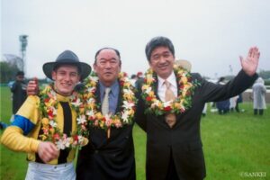 皐月賞でGⅠ初勝利を飾った名ジョッキー（2）デムーロの人生を変えた名馬…史上初の偉業とは？