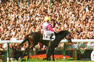 最後の晴れ舞台…ダービー優勝が国内ラストランの名馬（1）列島熱狂の激走から悪夢…競技生命を絶たれたのは