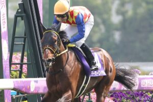 【GⅠトレンドハンター天皇賞（春）】新たなステイヤー王誕生か…「阪神大賞典」上がり最速1着の成績は？