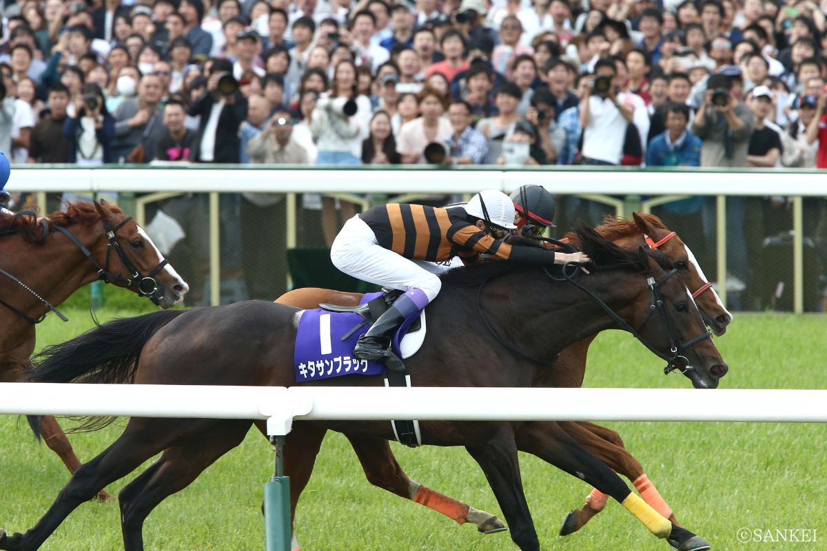 2016年天皇賞（春）を制したキタサンブラック
