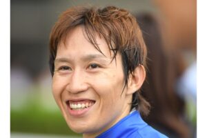 馬券に役立つ？イチかバチか“追い込み”戦法で買える騎手（1）芝ならやっぱり…通算1200勝超えのこの男
