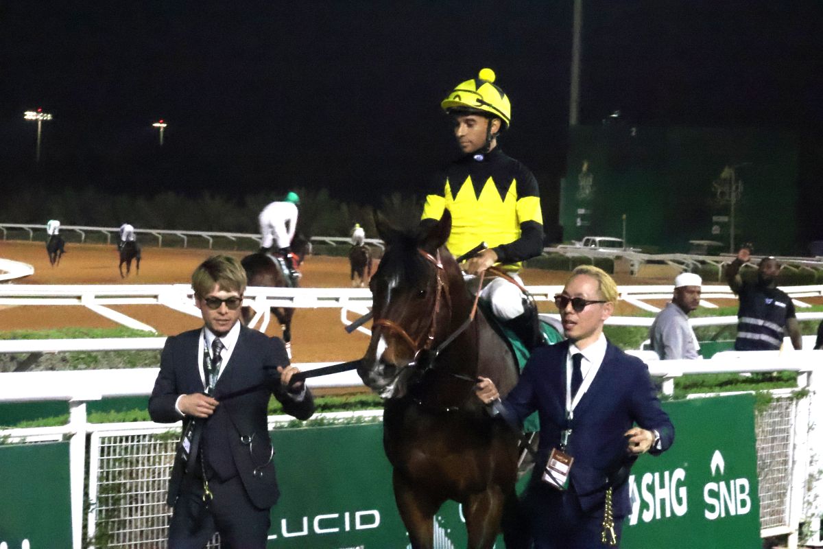 2026年1351ターフスプリントに出走したモレイラ騎手とパンジャタワー