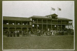 『馬の博物館』が伝える日本競馬のはじまり【第3章】「戦争と馬券」